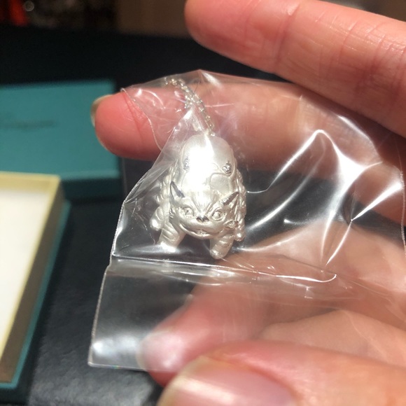 Extremely rare catbus silver ghibli necklace - Picture 2 of 8